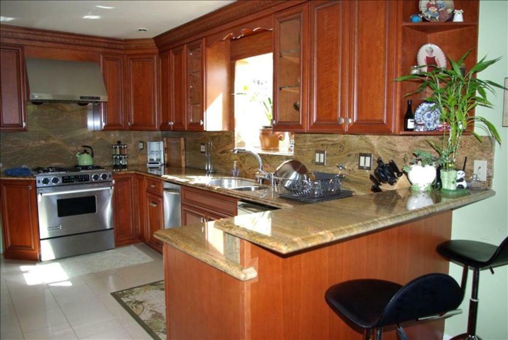 Luxury 5 Bedroom Home Near Sfo San Bruno Bagian luar foto